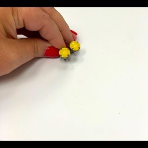 Sabika grand parlors Manhattan earrings